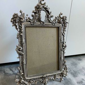 SOLD 🤍SILVER Vintage Frame!